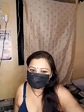 Snapshot of Hoty_bhabii chatting on April 1, 2026, 7:00 pm Hoty bhabii online show from April 1, 2026, 7:00 pm