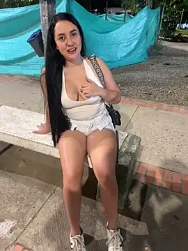 Exotic street online show from May 9, 2026, 1:31 am
