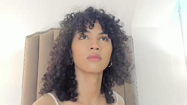 Snapshot of Julietta___ chatting on May 30, 2026, 12:55 pm Julietta online show from May 30, 2026, 12:55 pm