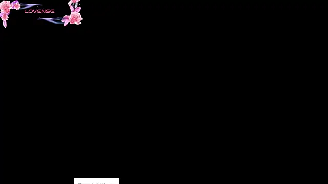 Snapshot of MoollyLove chatting on June 5, 2026, 12:33 pm MoollyLove online show from June 5, 2026, 12:33 pm