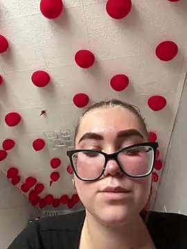 Snapshot of MissAuroraX chatting on March 28, 2026, 11:33 am MissAuroraX online show from March 28, 2026, 11:33 am