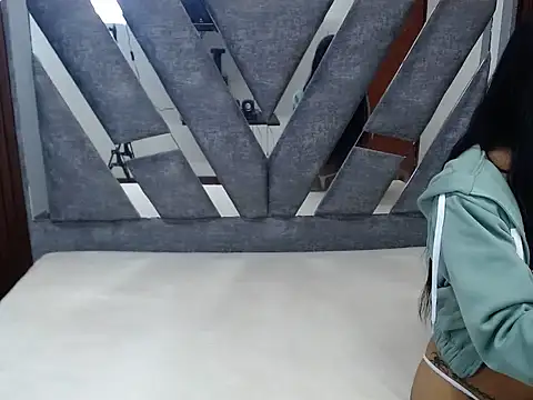 samantharodriguezcl202 online show from March 27, 2026, 2:29 pm