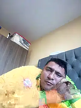 Snapshot of luis20212 chatting on March 26, 2026, 10:29 pm luis20212 online show from March 26, 2026, 10:29 pm