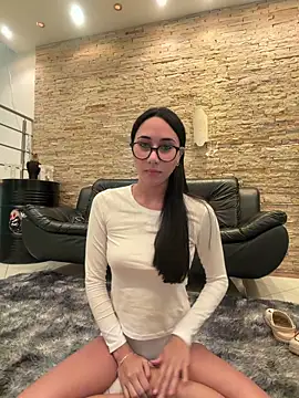 juliacosta online show from May 30, 2026, 7:25 am