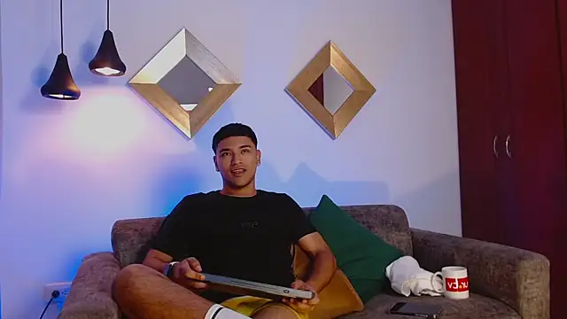 Snapshot of SeanStonee chatting on March 31, 2026, 12:34 am SeanStonee online show from March 31, 2026, 12:34 am