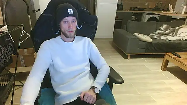 Snapshot of Shikaneko chatting on December 4, 2025, 6:29 pm Shikaneko online show from December 4, 2025, 6:29 pm