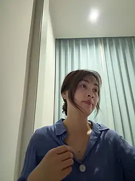 Snapshot of Yang_218 chatting on April 1, 2026, 4:58 am Yang 218 online show from April 1, 2026, 4:58 am