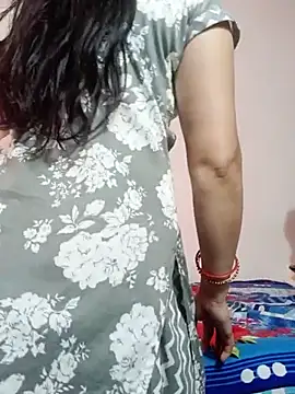 Snapshot of Sexyy_Bhabhi_143 chatting on July 12, 2026, 10:27 am Sexyy Bhabhi 143 online show from July 12, 2026, 10:27 am