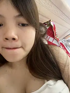 Snapshot of -Vaci- chatting on March 28, 2026, 12:50 pm -Vaci- online show from March 28, 2026, 12:50 pm