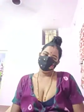Snapshot of tamilratchasii chatting on July 12, 2026, 4:30 pm tamilratchasii online show from July 12, 2026, 4:30 pm