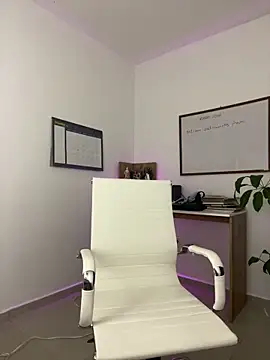 Lucia11  online show from March 27, 2026, 11:27 pm