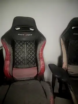 Mandyhx online show from April 7, 2026, 8:10 pm