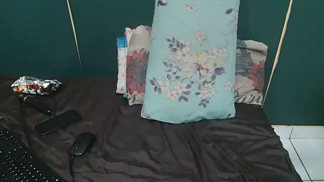 BlackSexQueenX online show from May 4, 2026, 10:01 pm