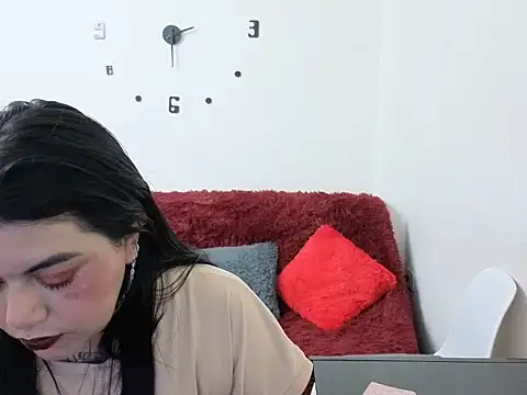 Snapshot of Karla_greenn chatting on June 19, 2026, 5:41 pm Karla greenn online show from June 19, 2026, 5:41 pm
