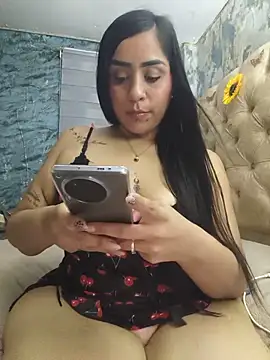 Snapshot of val_eria chatting on June 11, 2026, 4:42 am val eria online show from June 11, 2026, 4:42 am