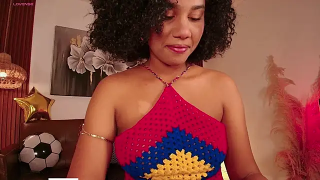 Snapshot of Hilaryebony_ chatting on June 23, 2026, 7:23 pm Hilaryebony online show from June 23, 2026, 7:23 pm