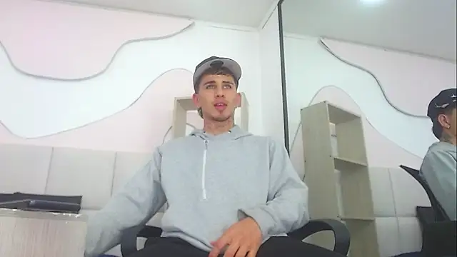 DanntheStiff online show from April 24, 2026, 7:27 pm