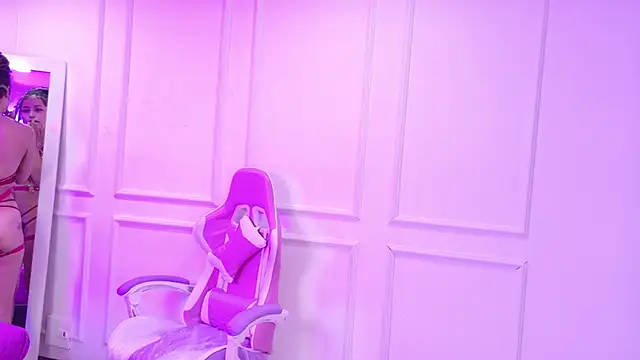 canela bm online show from April 11, 2026, 1:37 pm