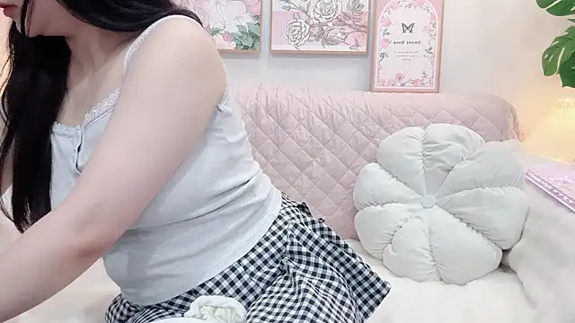 Snapshot of kittrnjpgirl chatting on June 26, 2026, 1:44 am kittrnjpgirl online show from June 26, 2026, 1:44 am