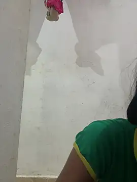 Snapshot of Marianapaiv chatting on June 12, 2026, 1:36 am Marianapaiv online show from June 12, 2026, 1:36 am