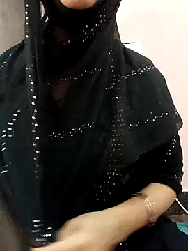 Miss Noor   online show from May 24, 2026, 6:13 am