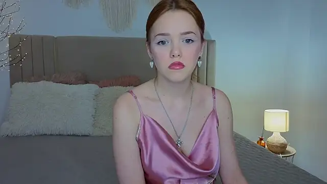 Snapshot of Melissa_me0w chatting on July 14, 2026, 9:32 pm Melissa me0w online show from July 14, 2026, 9:32 pm