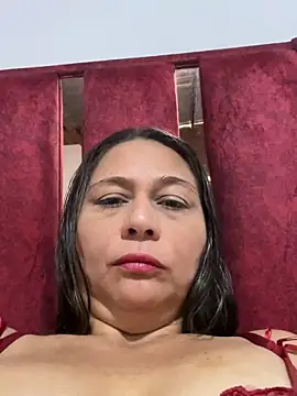 Snapshot of _violeta_99 chatting on May 25, 2026, 3:11 pm violeta 99 online show from May 25, 2026, 3:11 pm