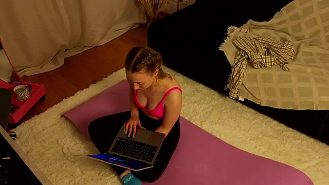 Snapshot of RonnyCookie_ chatting on March 29, 2026, 6:53 pm RonnyCookie online show from March 29, 2026, 6:53 pm