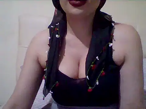 Snapshot of busex25 chatting on May 11, 2026, 9:23 pm busex25 online show from May 11, 2026, 9:23 pm