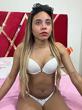  roxana Fox online show from April 6, 2026, 11:39 pm