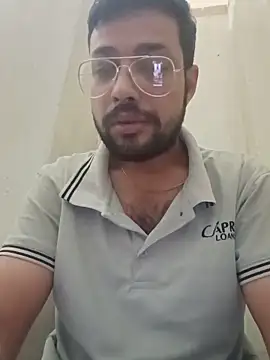 Snapshot of herochoclateboy chatting on May 25, 2026, 11:58 pm herochoclateboy online show from May 25, 2026, 11:58 pm