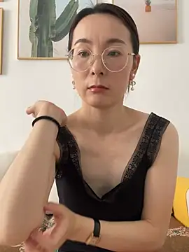 Snapshot of you-520 chatting on July 18, 2026, 2:42 am you-520 online show from July 18, 2026, 2:42 am