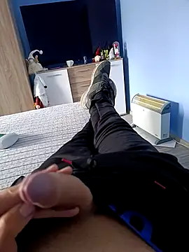 adams0224 online show from April 2, 2026, 1:40 pm