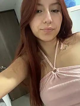 Snapshot of KEZIAH- chatting on April 1, 2026, 3:08 am KEZIAH- online show from April 1, 2026, 3:08 am