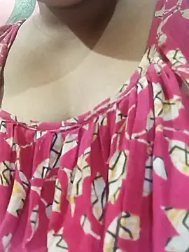 itz-liliroy online show from April 4, 2026, 2:23 pm