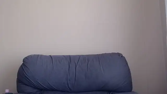 xxZoeyx online show from November 30, 2025, 7:53 am