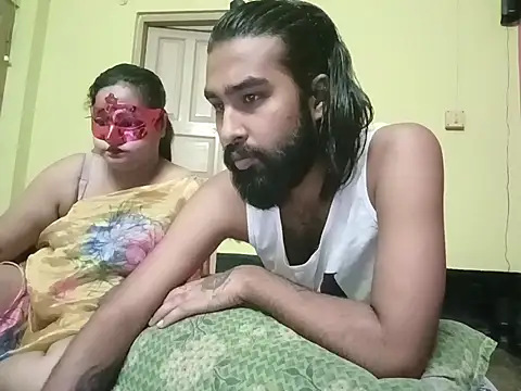Naina1994 online show from June 25, 2026, 5:34 am