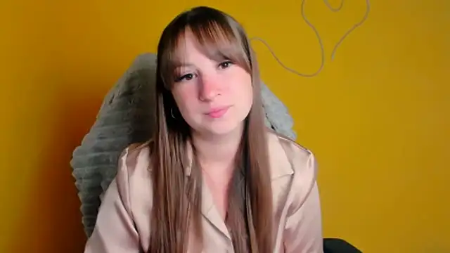 Snapshot of Tiffani_Angel chatting on June 19, 2026, 5:35 am Tiffani Angel online show from June 19, 2026, 5:35 am