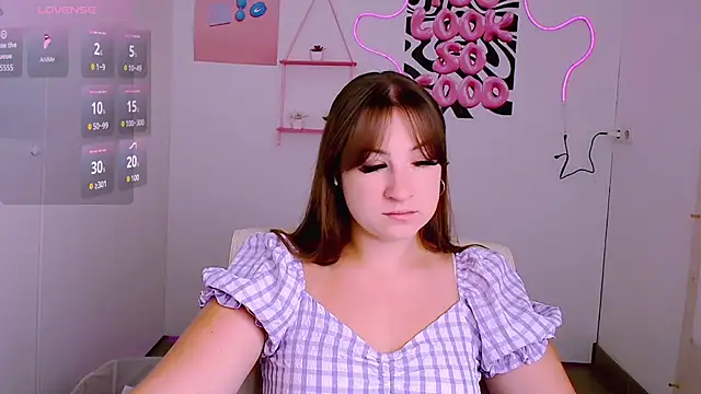 Snapshot of Tiffani_Angel chatting on July 6, 2026, 5:36 am Tiffani Angel online show from July 6, 2026, 5:36 am
