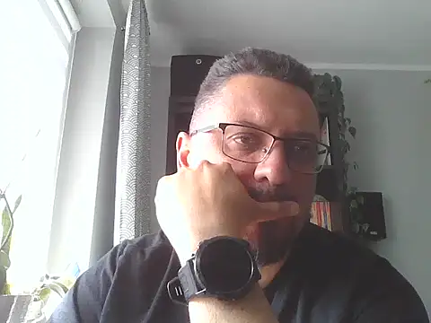 Snapshot of 19cmSlave chatting on May 12, 2026, 9:37 am 19cmSlave online show from May 12, 2026, 9:37 am