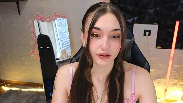 belle cute online show from April 5, 2026, 1:56 am