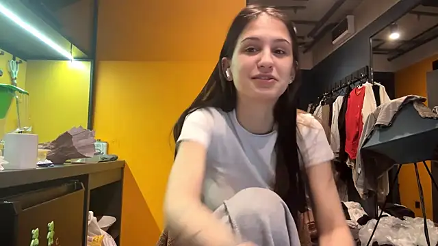 Snapshot of Darcia_Luv chatting on March 31, 2026, 3:58 pm Darcia Luv online show from March 31, 2026, 3:58 pm