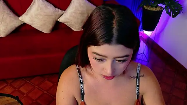 BrittanyBlueberry online show from April 4, 2026, 1:39 pm