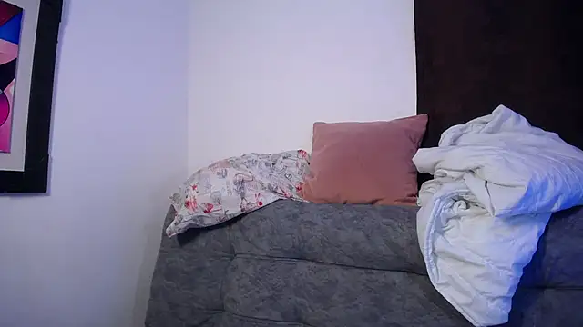 Snapshot of venus_dreams_ chatting on April 23, 2026, 3:46 am venus dreams online show from April 23, 2026, 3:46 am