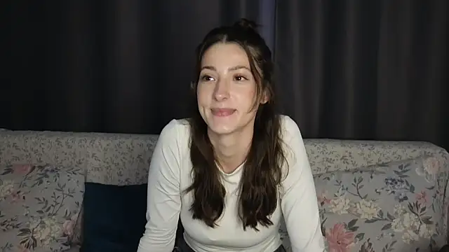 YayFine online show from April 18, 2026, 12:29 pm