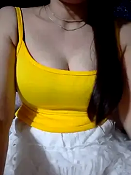Mi-Naney online show from July 3, 2026, 9:21 pm