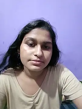 Snapshot of Jerin_Couple61 chatting on May 13, 2026, 6:04 pm Jerin Couple61 online show from May 13, 2026, 6:04 pm
