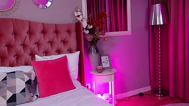LadyAnyaa online show from May 26, 2026, 10:52 pm