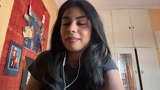 Snapshot of JenniRoutt chatting on April 4, 2026, 2:12 pm JenniRoutt online show from April 4, 2026, 2:12 pm