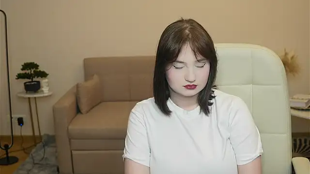 AshleyKysar online show from April 1, 2026, 1:41 pm